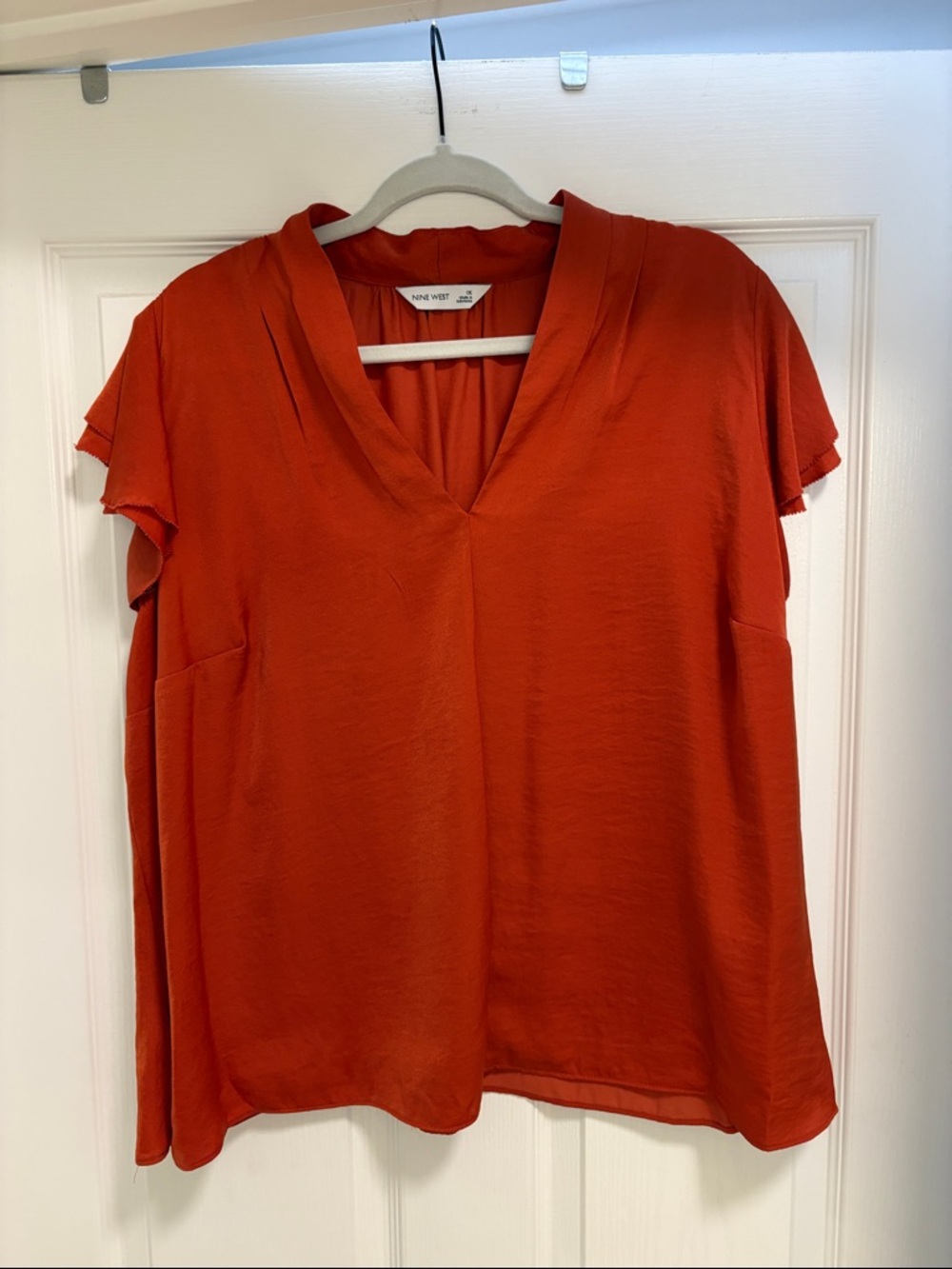 Nine West Orange-Red V-Neck Flutter Sleeve Blouse